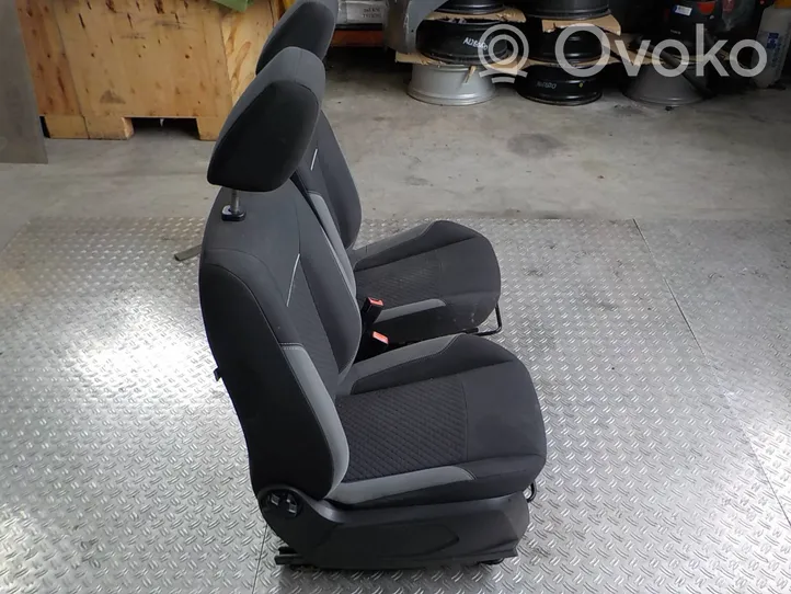 Ford Fiesta Seat set 