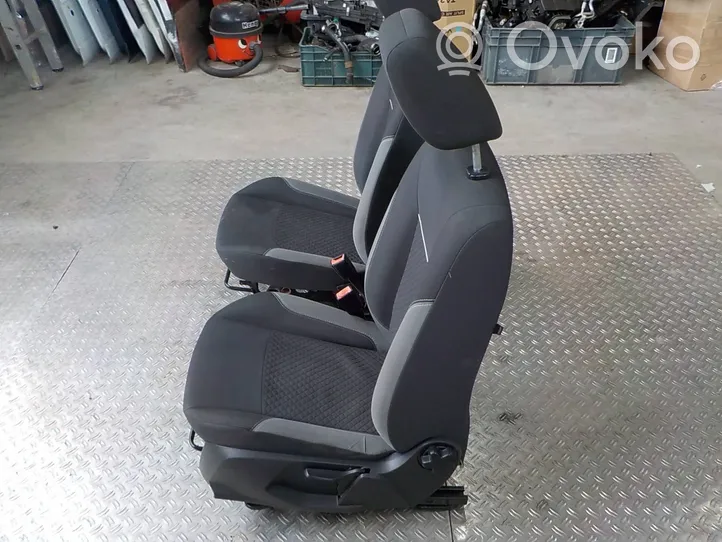 Ford Fiesta Seat set 