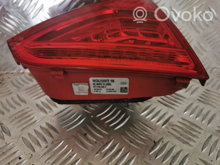 Audi S5 Lampy tylnej klapy bagażnika 8T0945093C