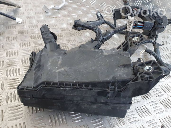 Toyota Prius (XW50) Boîte à fusibles 82641-47050-A