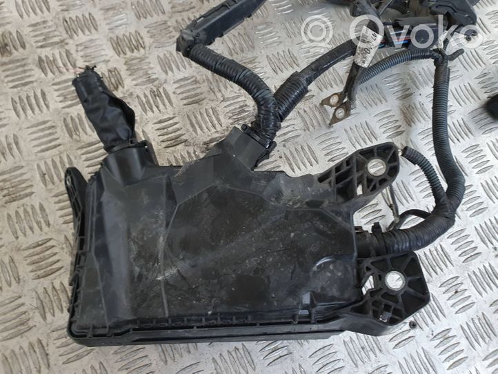 Toyota Prius (XW50) Boîte à fusibles 82641-47050-A