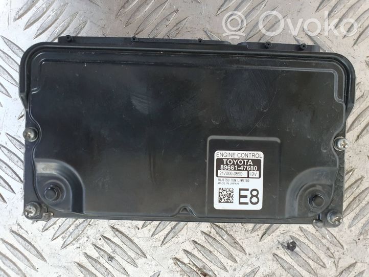 Toyota Prius (XW50) Unité de commande, module ECU de moteur 89661-47680