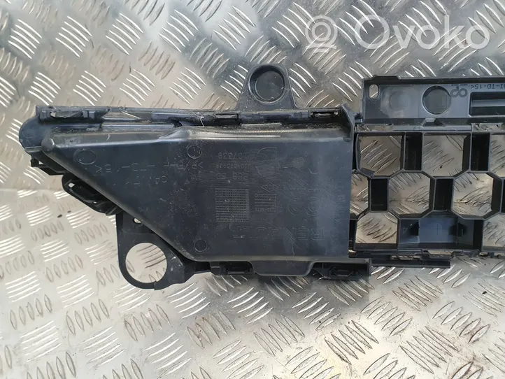 Renault Megane E-Tech Kratka dolna zderzaka przedniego 622542660R