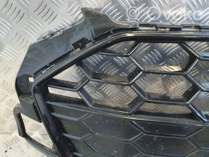 Audi A4 S4 B9 Maskownica / Grill / Atrapa górna chłodnicy 8W0853651EB