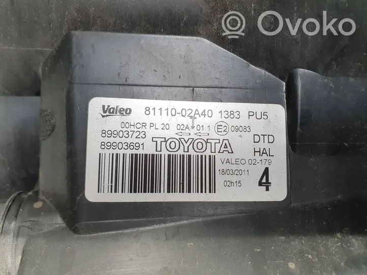 Toyota Auris 150 Lampa przednia 81110-02A40