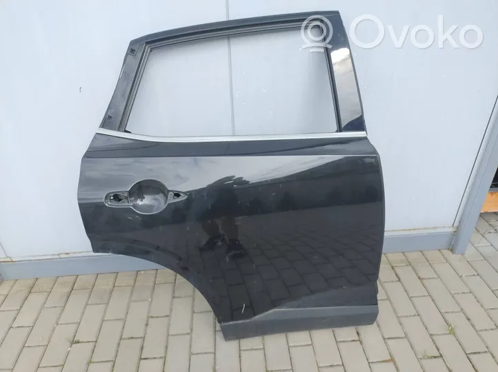 Nissan Qashqai J12 Aizmugurējās durvis 