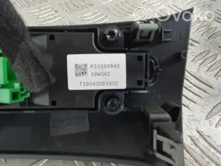 Volvo V60 Panel radia 31398845