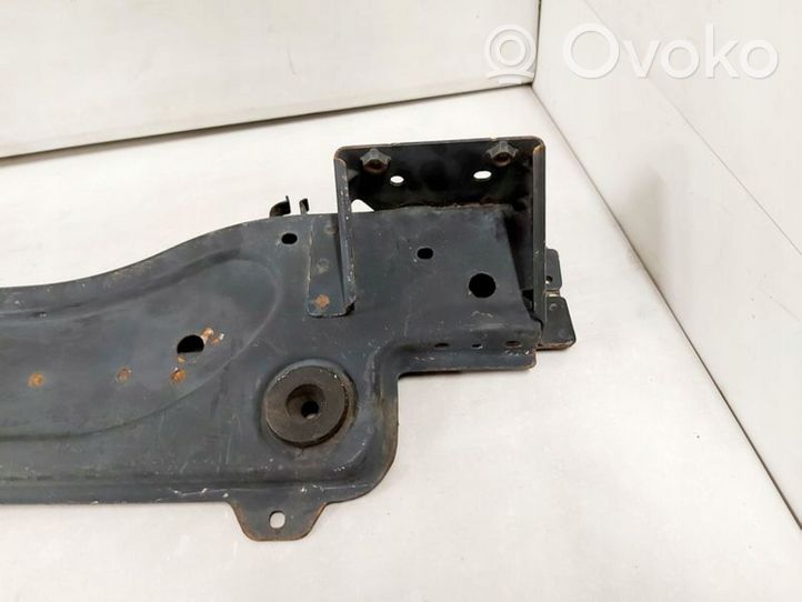 Mercedes-Benz ML W164 Traversa del paraurti anteriore A1646261955