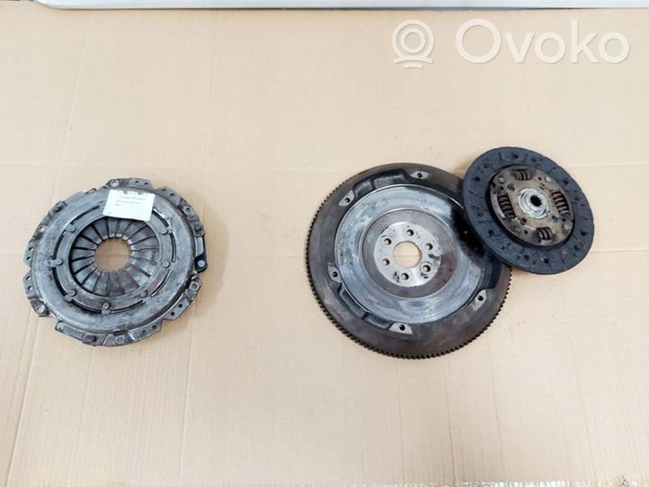 Opel Astra H Kit d'embrayage 