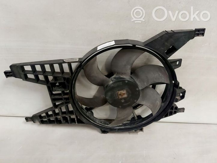 Renault Kangoo II Ventilatore di raffreddamento elettrico del radiatore 8200536235