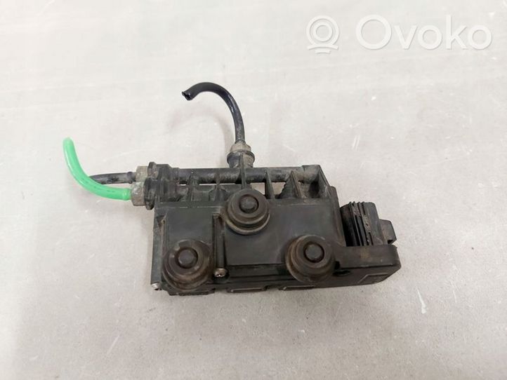 Land Rover Range Rover Sport L320 Solénoïde valve bloc suspension arrière RVH000055