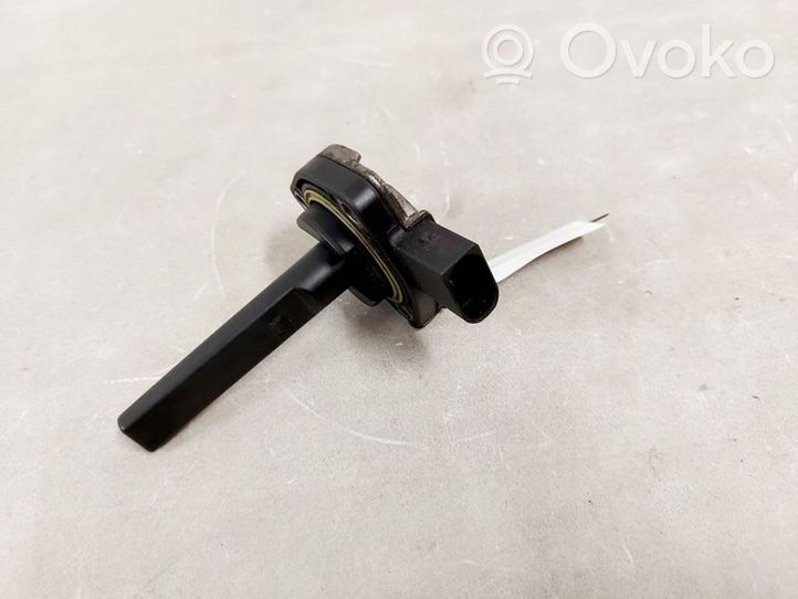 BMW X3 E83 Oil level sensor 