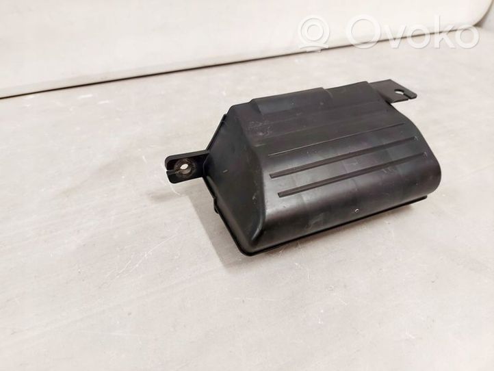 KIA Carens III Support de radiateur sur cadre face avant 28221-A4000