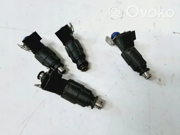 Volvo C30 Fuel injectors set 0280156154