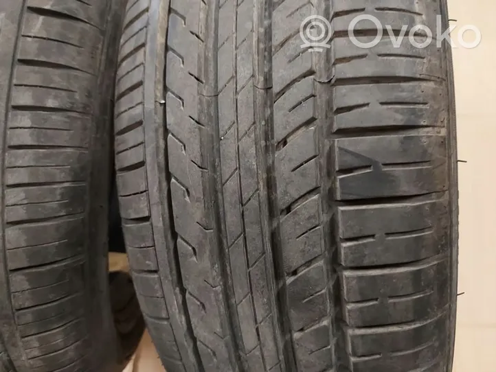 Opel Zafira C R17 summer tire 