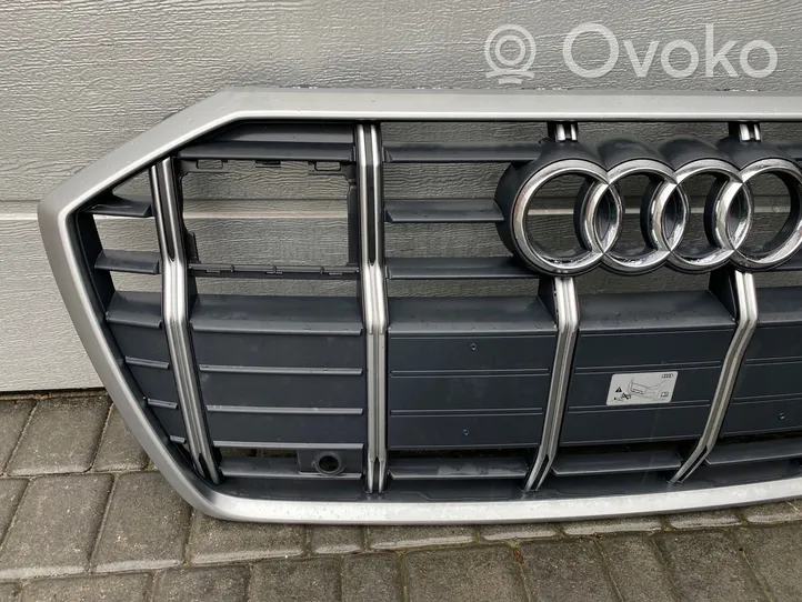 Audi A6 S6 C8 4K Maskownica / Grill / Atrapa górna chłodnicy 4k0853651g