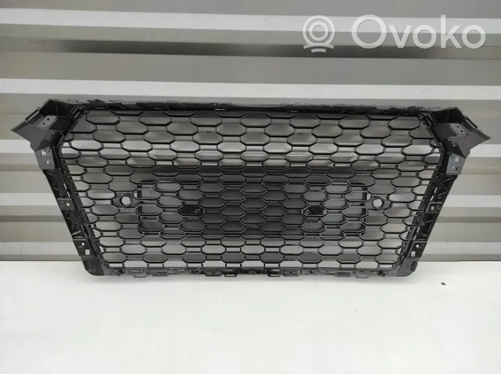 Audi RS4 B9 Grille calandre supérieure de pare-chocs avant 