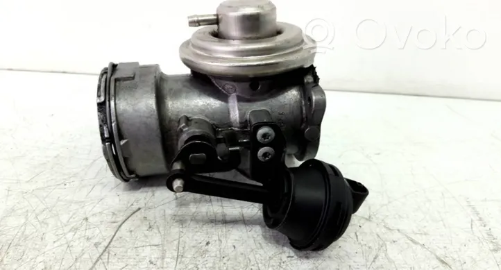 Volkswagen Sharan Cuscinetto del carburatore/mono iniettore 