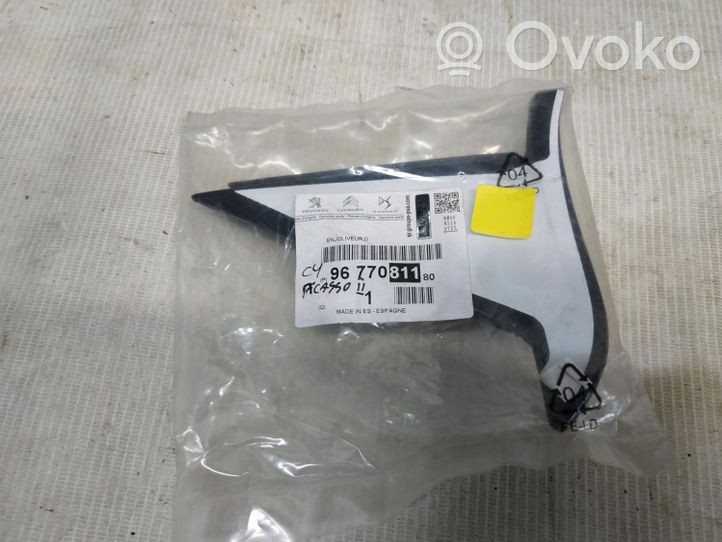 Citroen C4 Grand Picasso Slenksčio dalis 9677081180