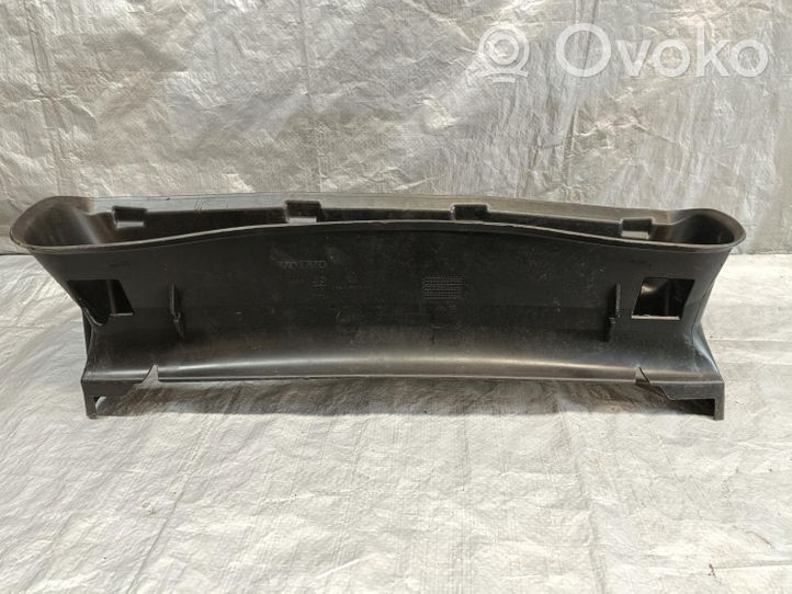 Volvo V50 Garniture de radiateur 08678313