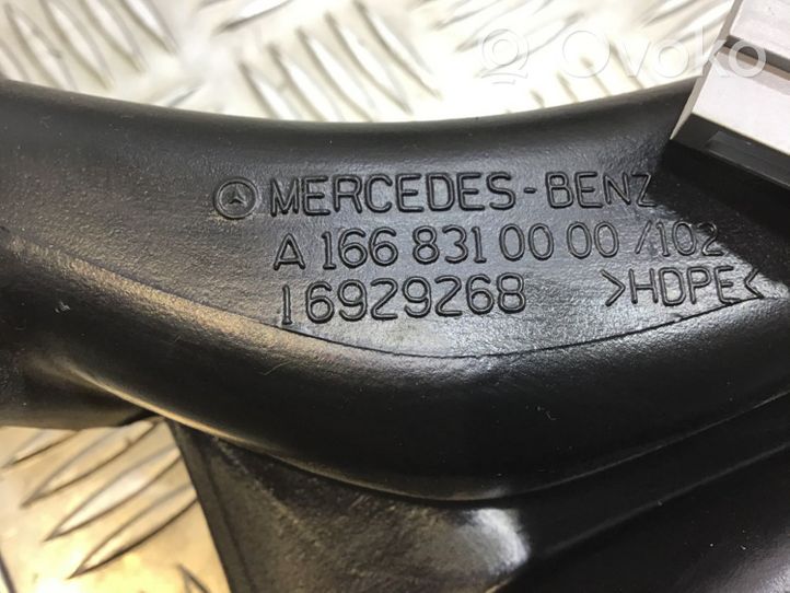 Mercedes-Benz GLE (W166 - C292) Conduit d'air (cabine) A1668310000