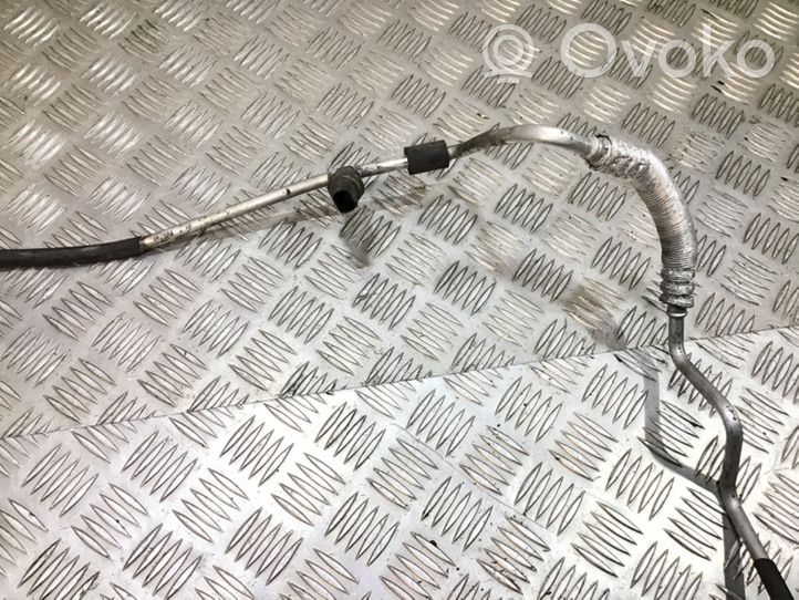 BMW 1 E81 E87 Air conditioning (A/C) pipe/hose 9151737