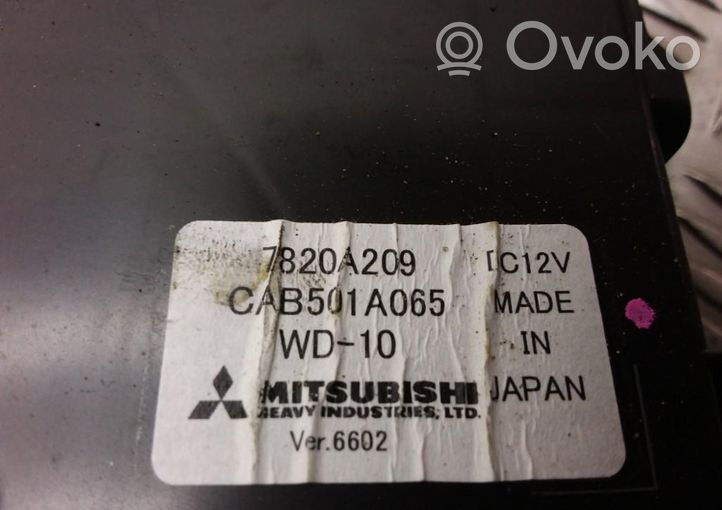 Mitsubishi Outlander Otras unidades de control/módulos 7820A209