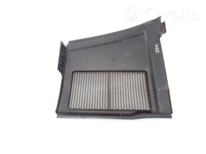 Audi A4 S4 B7 8E 8H Pyyhinkoneiston lista 8E1819447A