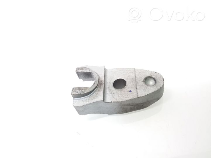Audi A8 S8 D4 4H Fuel Injector clamp holder 059216J