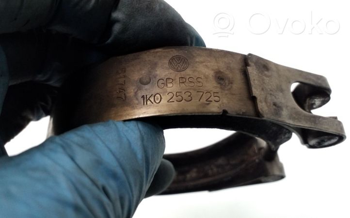 Audi A3 S3 8P Morsetto per la connessione del tubo della marmitta 1K0253725