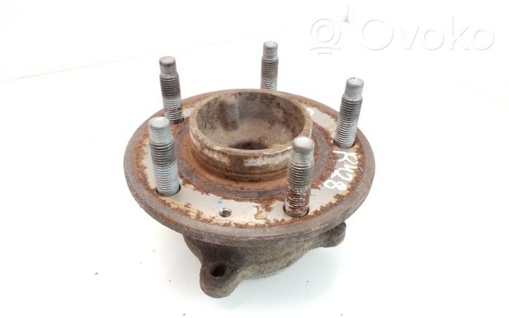 Opel Zafira C Rear wheel hub 13502872