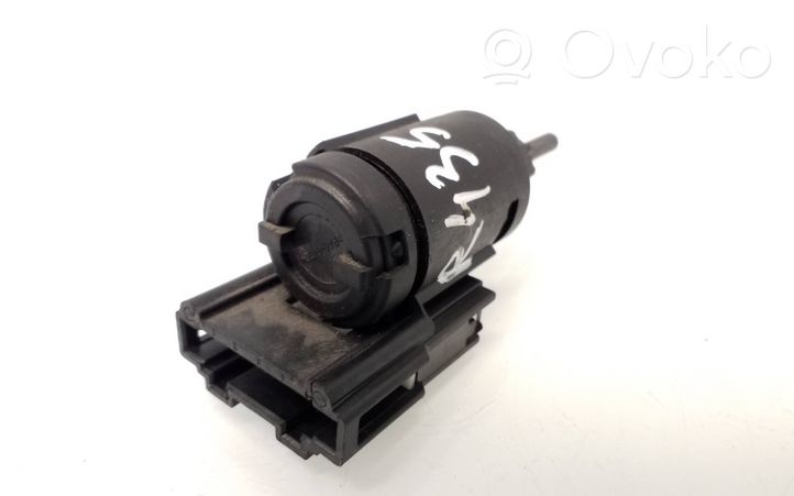 Audi A6 S6 C6 4F Interruttore del pedale del freno 3B0945511C