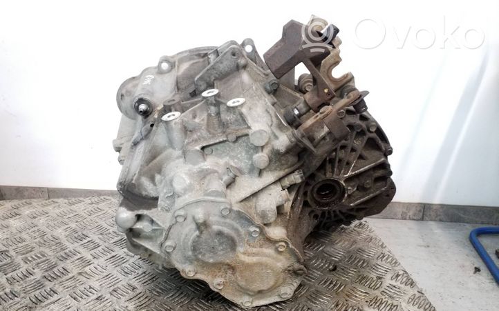 Opel Antara Scatola del cambio manuale a 5 velocità 96420073