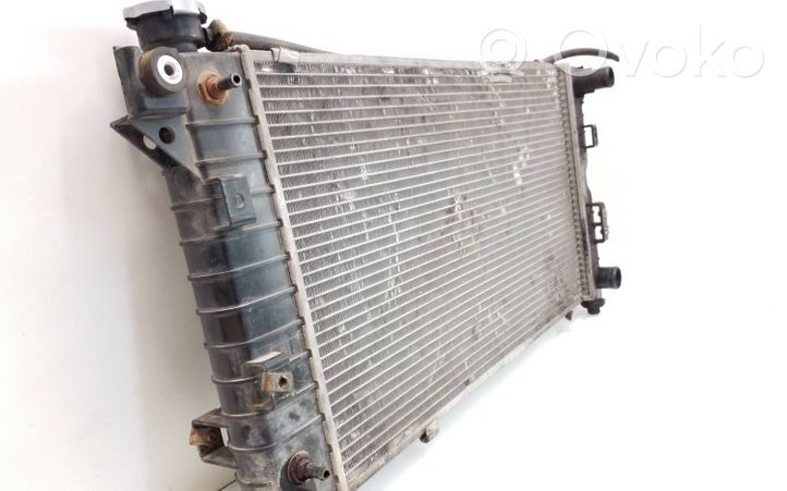 Chrysler Town & Country III Coolant radiator 0005422