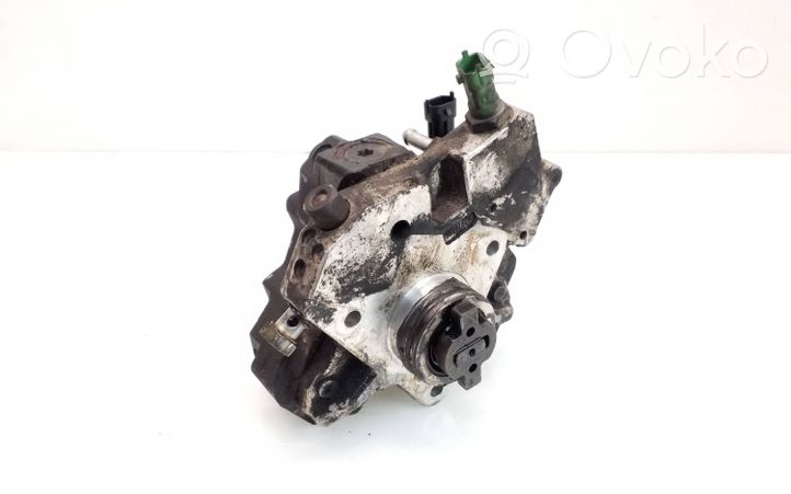 Volvo V50 Polttoaineen ruiskutuksen suurpainepumppu 8692521