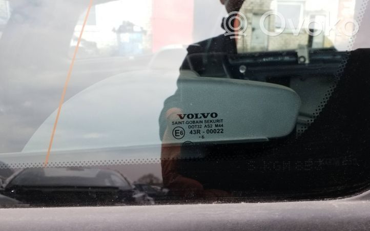Volvo V50 Szyba karoseryjna tylna 43R00022