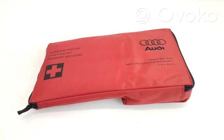 Audi A6 S6 C6 4F Trousse de premiers secours 8E0860281