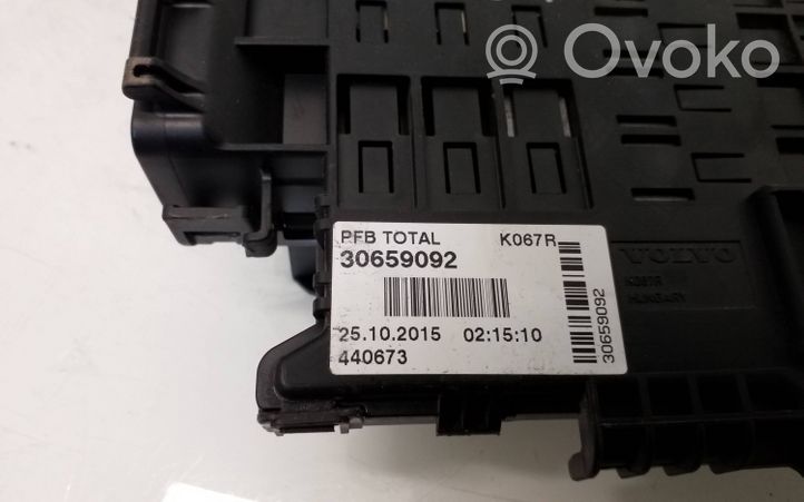 Volvo V60 Faisceau câbles positif 30659092