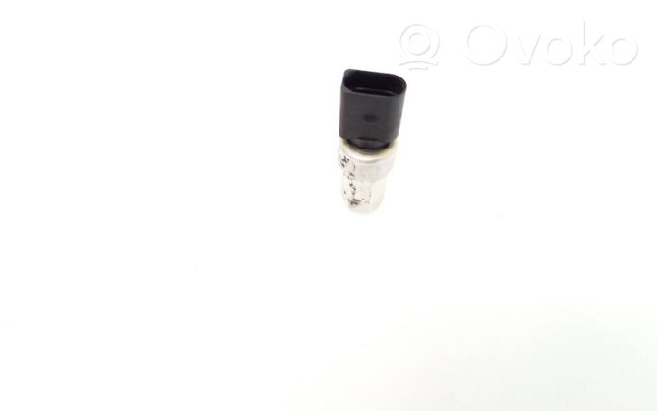 Volkswagen Transporter - Caravelle T5 Air conditioning (A/C) pressure sensor 1K0959126E