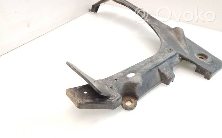 Subaru Outback Kita dugno detalė 42045YC010