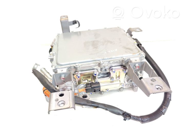 Mitsubishi Outlander Convertisseur / inversion de tension inverseur W005T70272