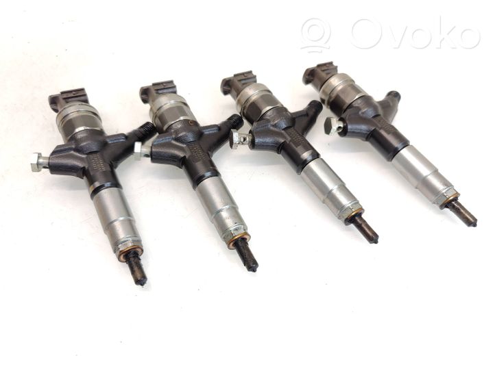 Subaru Outback Set di iniettori 16613AA030