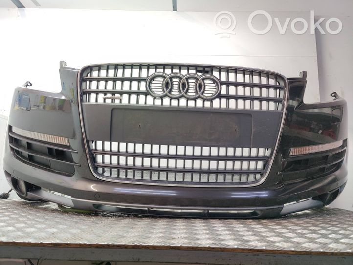 Audi Q7 4L Zderzak przedni 4L0807437