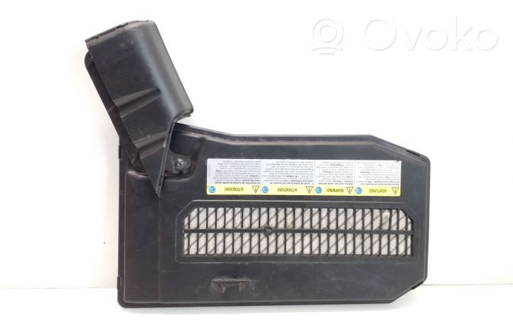 Audi Q7 4L Coperchio/tappo della scatola vassoio della batteria 7L0864643B