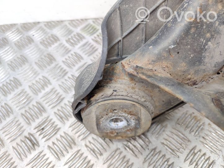 Audi Q7 4L Sottotelaio posteriore 7L0500041