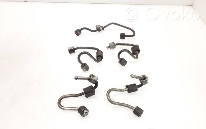 Volkswagen Caddy Fuel injector supply line/pipe MC0301AM