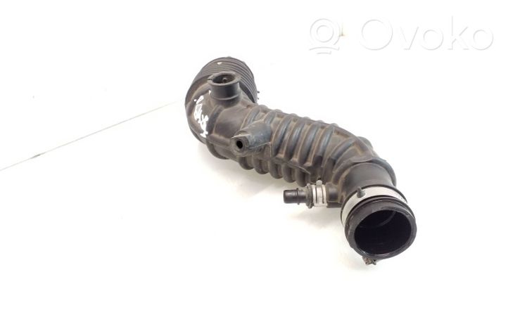 Nissan Qashqai Turbo air intake inlet pipe/hose 