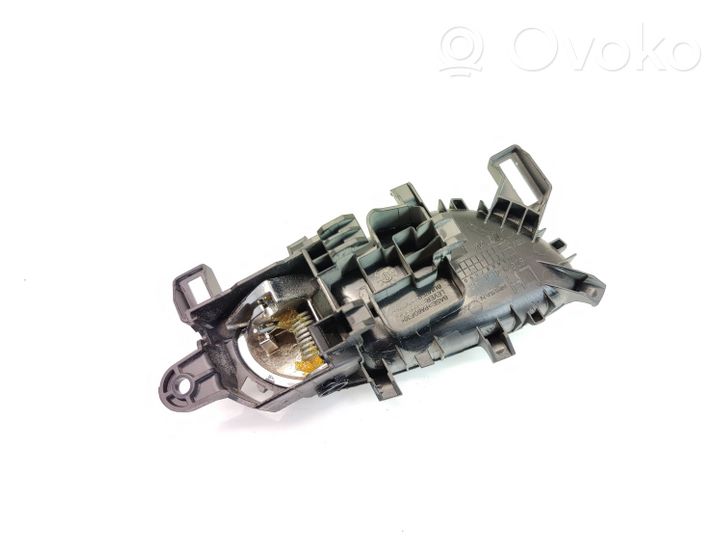 Nissan Qashqai Galinė atidarymo rankenėlė vidinė 806714EA1A