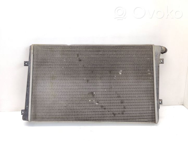 Volkswagen Caddy Radiador del refrigerante 3C0121253S