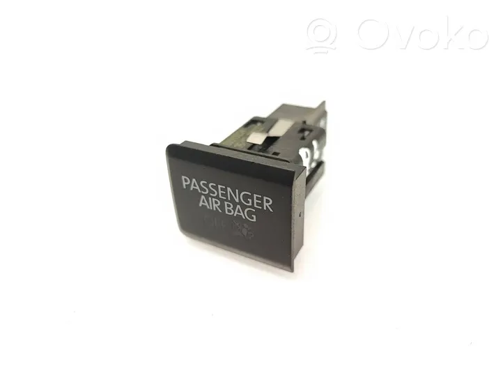 Volkswagen Transporter - Caravelle T5 Passenger airbag on/off switch 7E0919234